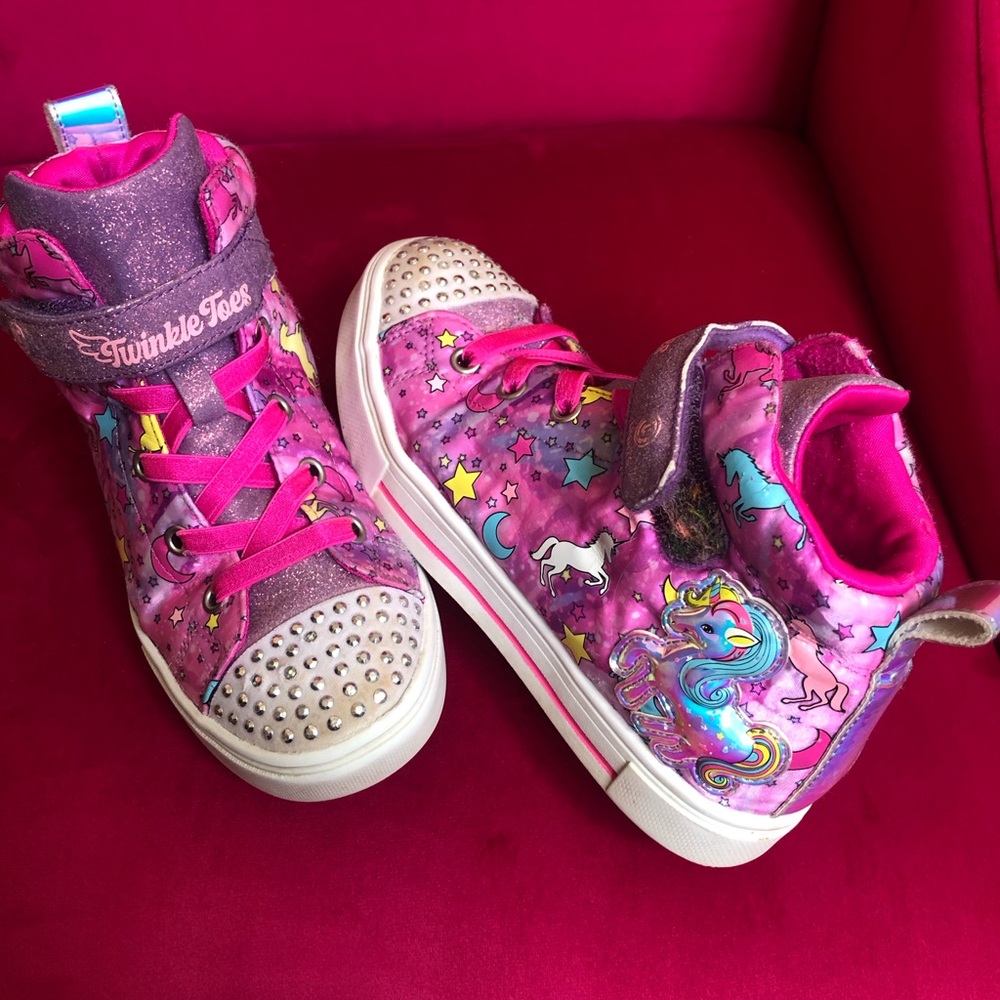 Sketchers girls Unicorn twilites tennis shoes (light up) size 2